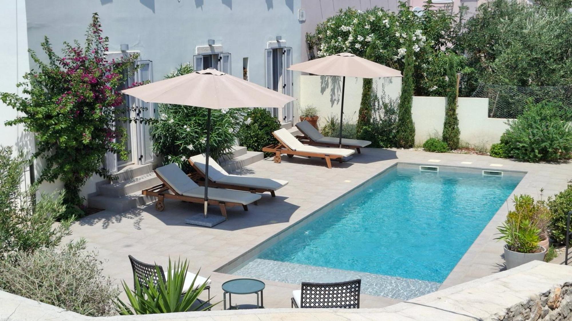 Villa Mira With A Heated Pool And A Sea View Божава Екстер'єр фото